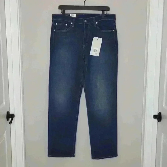 Levi's 541 Athletic Taper Stretch Size 33x32‎ NWT New With Tags - Picture 1 of 9